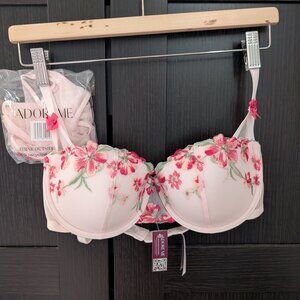 Adore Me: Daphne Contour Bra and Underwear Set